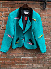 Load image into Gallery viewer, Crop Vintage wool jacket - Teal with button closure
