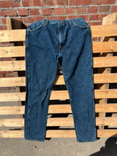 Load image into Gallery viewer, Mens 36x36 Deep Blue Wranglers
