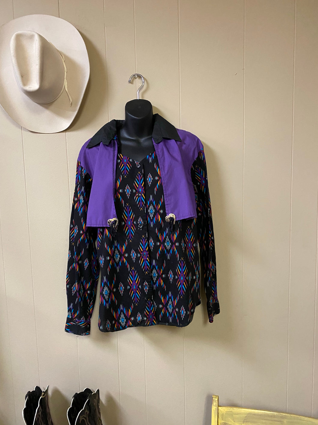 Jr Girls/Womens  Vintage 80s Purple and Black Button Up shirt Size youth 16 or Women's sm
